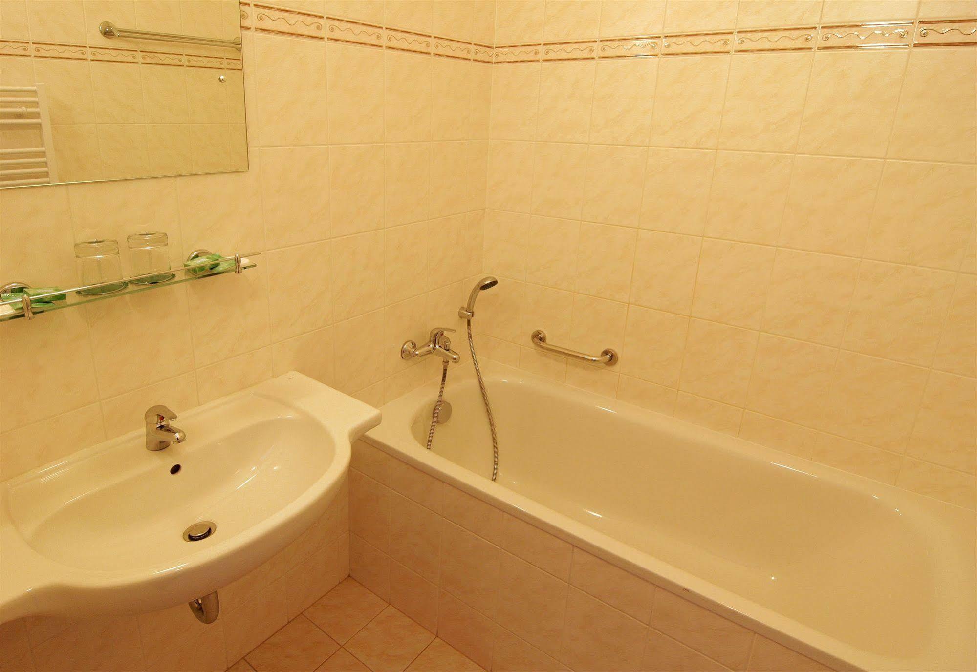 Rezidence Emmy Otel Prag Dış mekan fotoğraf